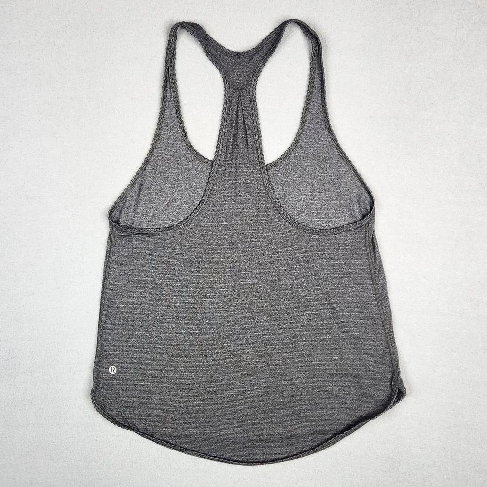 Lululemon 105F Singlet Tank‎ Top Womens 6 Grey Racerback Yoga Running Gym